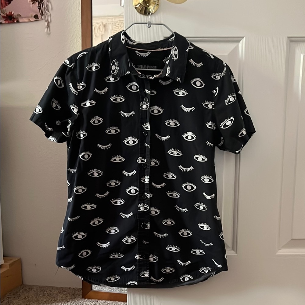 Wildfang eye button up